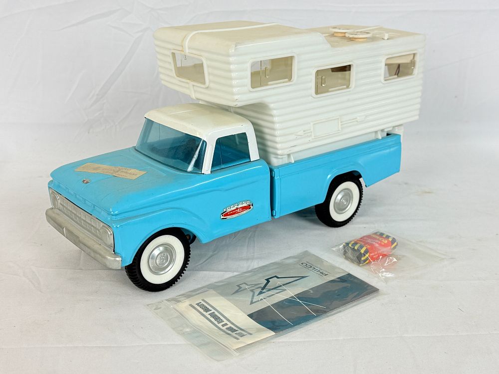 Lot 454: Nylint Ford 250 Camper Special Philco Radio Truck