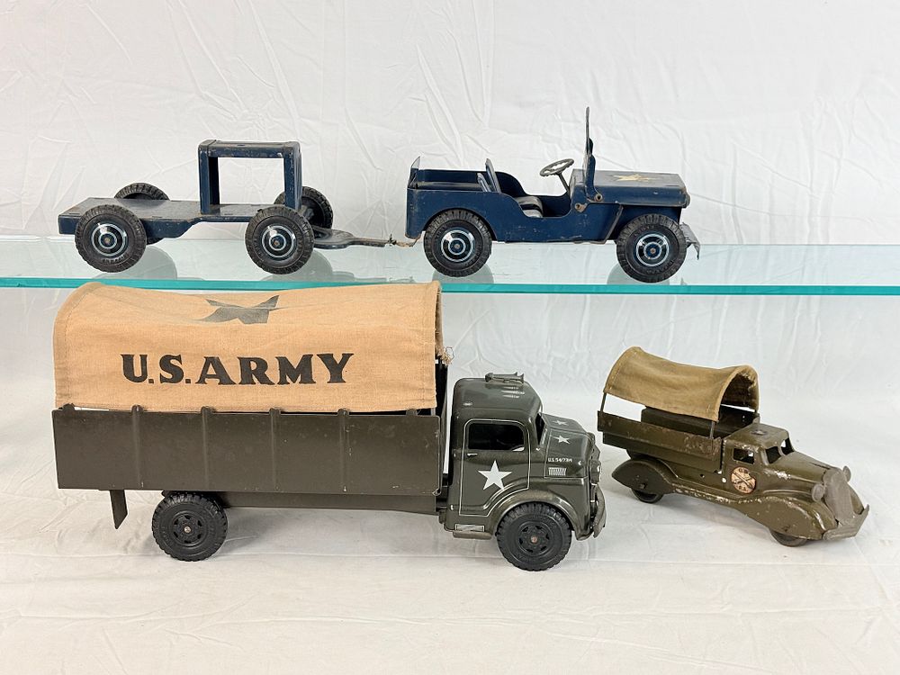 Lot 484: A Collection of Vintage Pressed Steel Military Vehicles