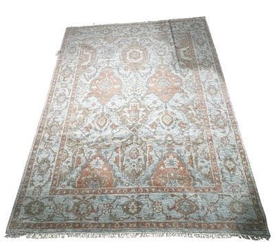 HAND KNOTTED OUSHAK RUG. Height: 10 ft. 0 in. by Width: 7 ft. 10 in.