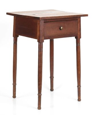 Pennsylvania Federal Walnut Splay Leg Stand, Early 19th Century. A Pennsylvania Federal Walnut 