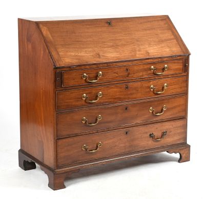 George III Mahogany Slant Front Desk, Late 18th Century. A George III Mahogany Slant Front Desk 