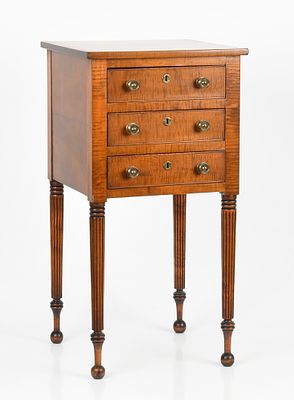 Bench-Made Federal Style Tiger Maple Three Drawer Stand, 20th Century. A Bench-Made Federal 
