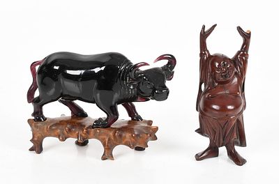 Two Small Chinese Sculptures 
20th century, comprising: a 4in 