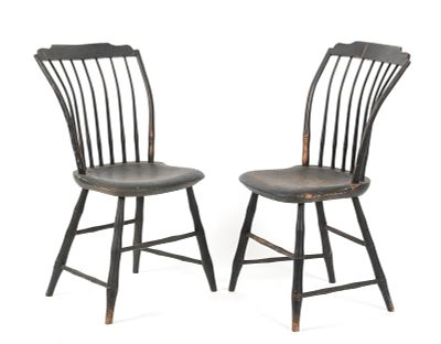 A Pair of American Ebonized Tablet-Top Windsor Side Chairs, c. 1810-1820 
With spindle 