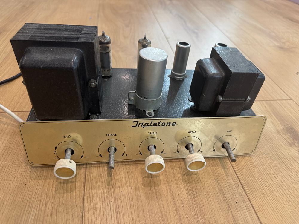 Lot 157: Tripletone EL84 Amplifier