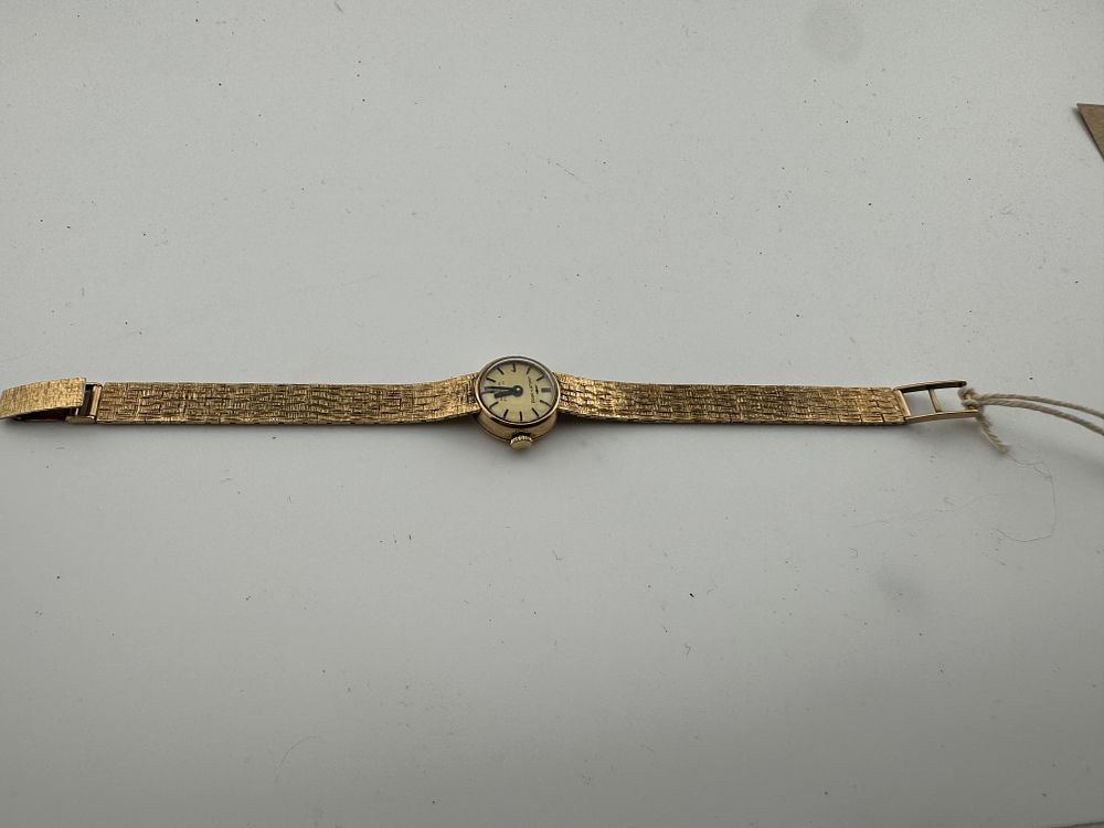 Lot 228: Jaquet Droz 17 Jewels Incabloc watch