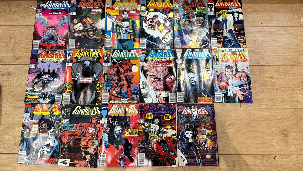 Lot 148: 17 The Punisher – Comic Book Lot (Marvel Comics)
