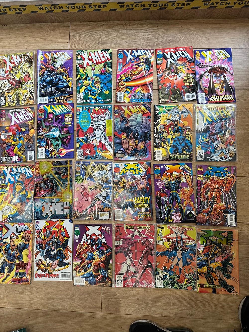Lot 155: 24 X-Men – Comic Book Lot (Marvel Comics)