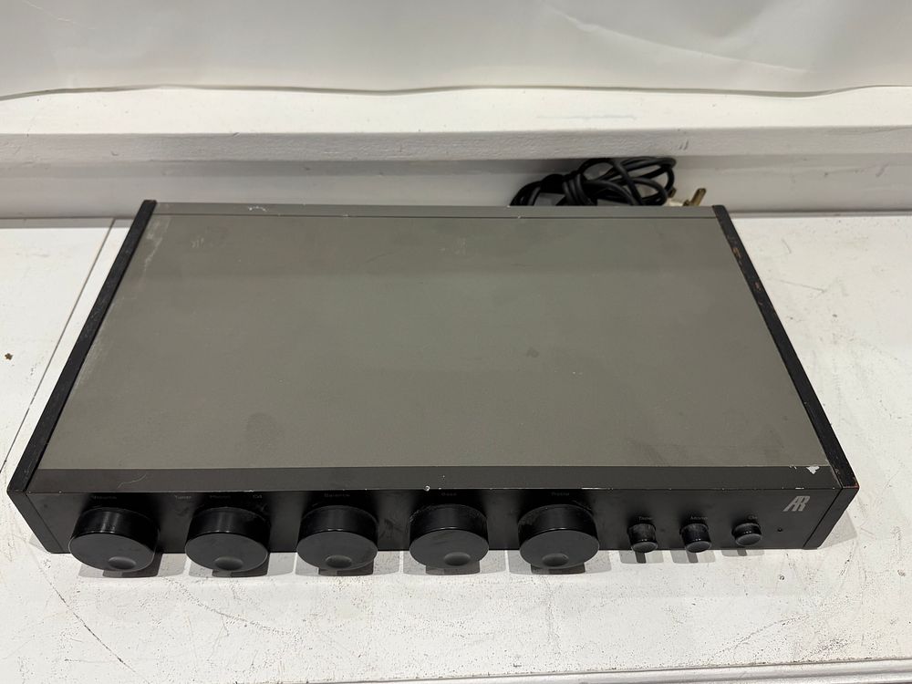 Lot 200: Acoustic Research AR Integrated Amplifier – Vintage Audio Equipment, hi fi