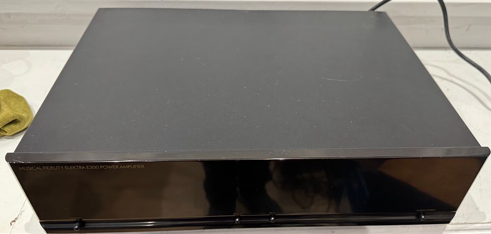 Lot 201: MUSICAL FIDELITY ELEKTRA E300 POWER AMPLIFIER Audio Equipment, hi fi