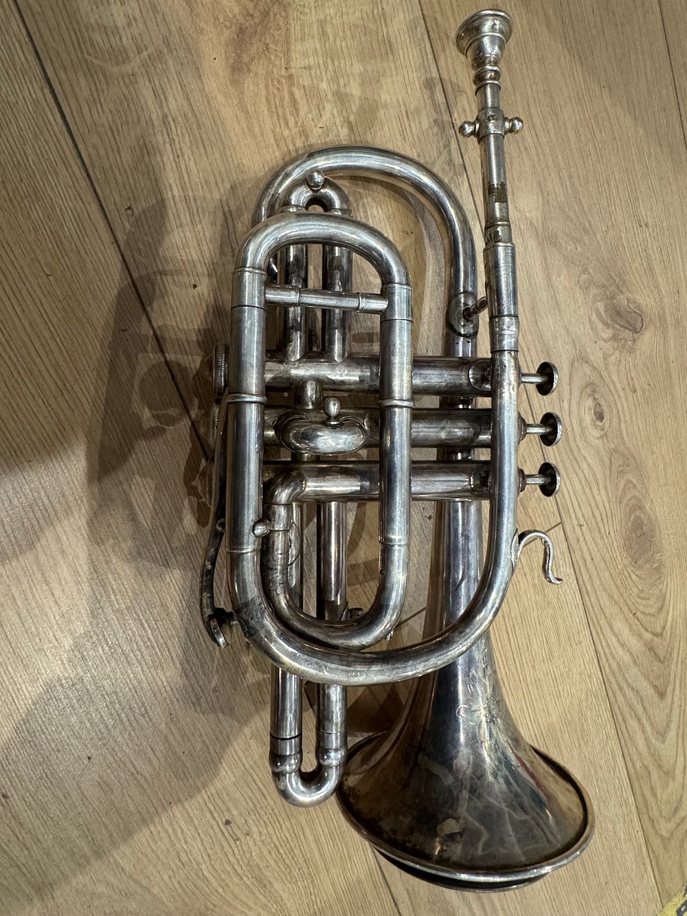 Lot 238: KORNET AF METZLER & CO., LONDON.
Billeder