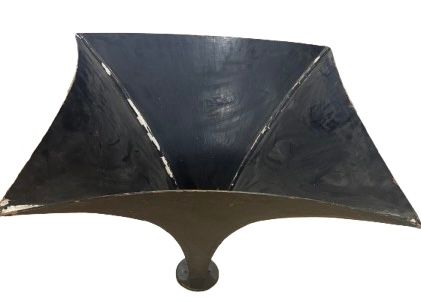 Lot 268: A wood horn loud speaker