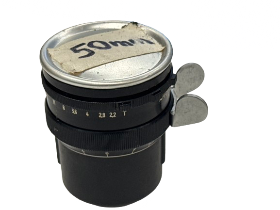 Lot 104: carl zeiss planar 50mm f2 T2.2
