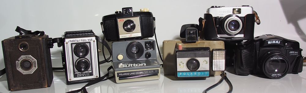 A selection of 7 cameras