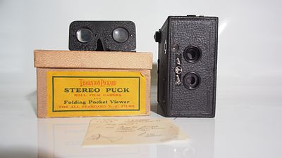 A Thornton Pickard stereo camera with original box original recipe never used. A Thornton 