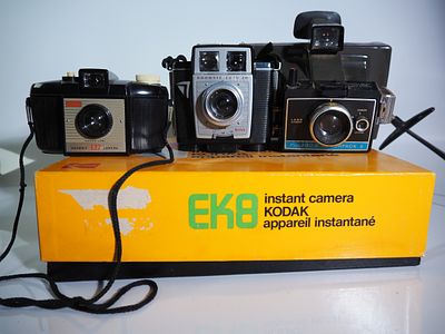 A selection of 4 cameras untested