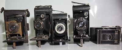 A selection of 5 cameras untested