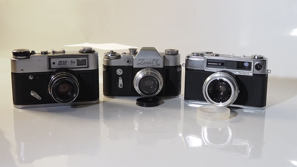 Lot 166: A Selection of 3 Russian cameras shutter working