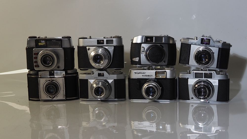 Lot 174: A Selection of 8 cameras