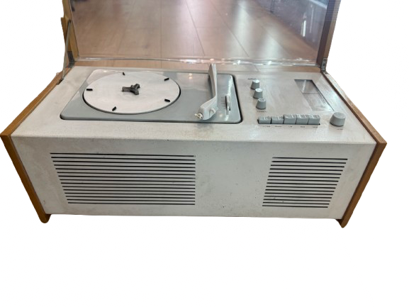 Lot 203: Braun turntable