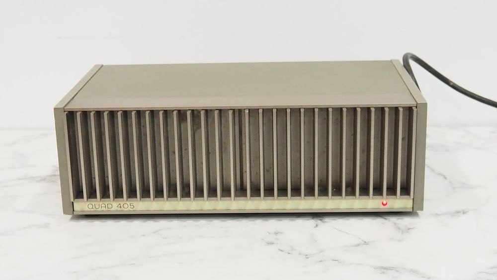 Lot 203: QUAD 405 Power Amplifier