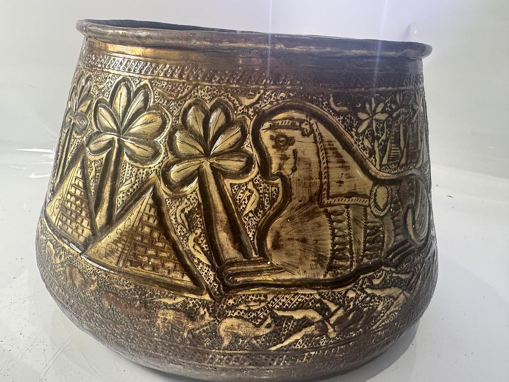 Lot 170: Islamic Indian Persian brass bowl censor