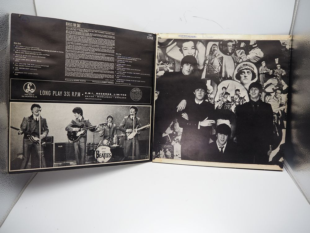 Lot 218: The Beatles Beatles Original UK Mono PMC 1240 XEX 504‑4N