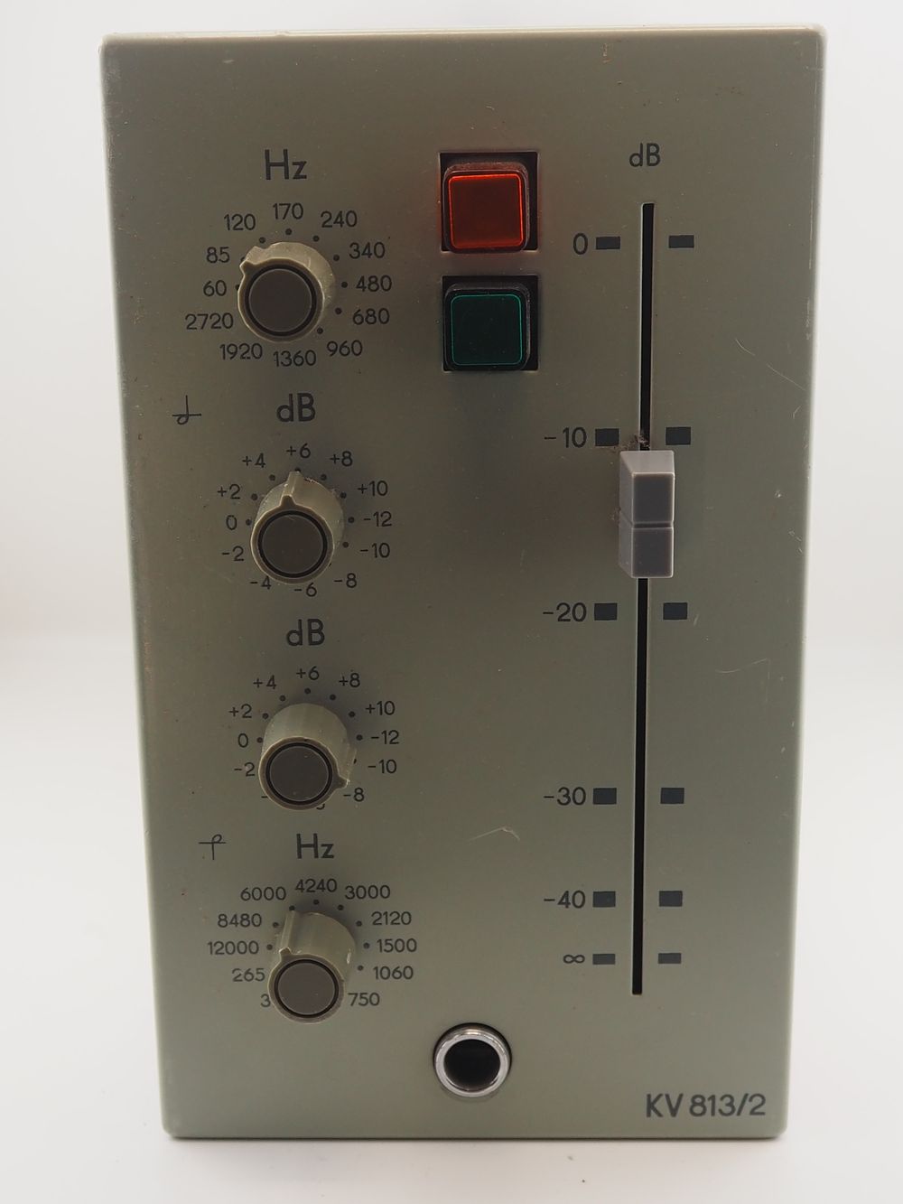 Lot 222: RFT KV 813 active equalizer module,