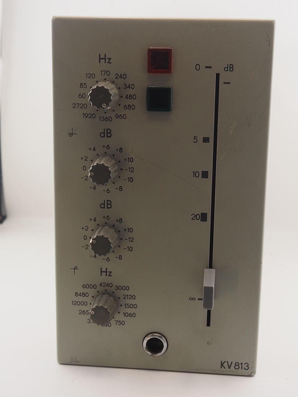 Lot 224: RFT KV 813 active equalizer module,