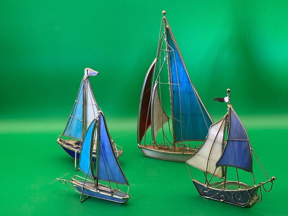 Lot 261: Handcrafted Stained Glass Sailboat Sculptures Wirework Nautical Decor Collection