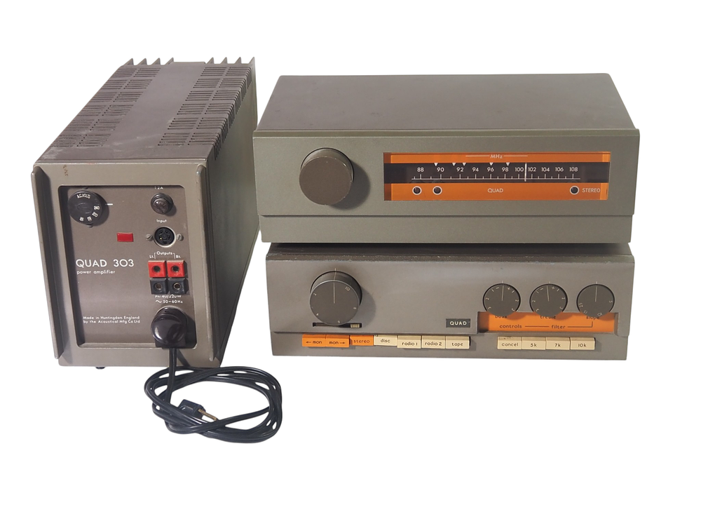 Lot 223: HI FI Quad 33 Preamplifier Quad FM 3 Tuner And Quad 303 Power Amplifier Set