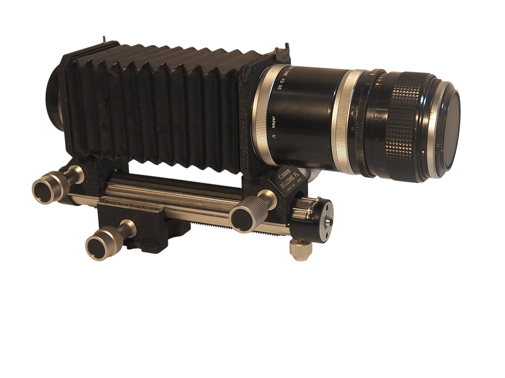 Lot 180: Canon Bellows FL With Canon FD 24mm f2.8 SSC Lens