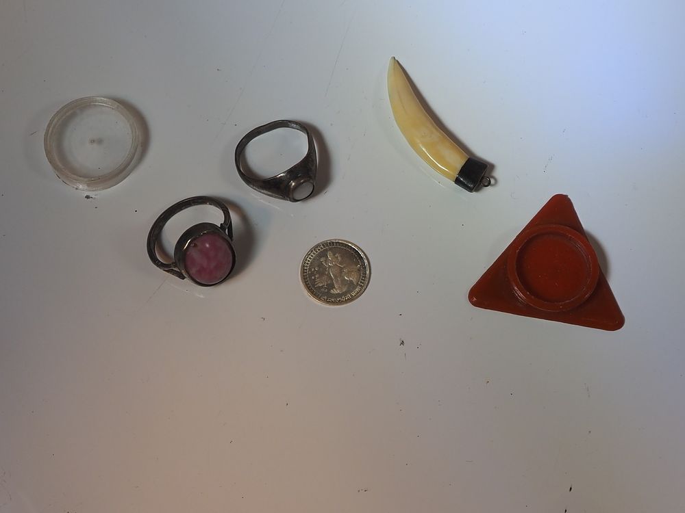 Lot 341: Vintage Jewellery Collection Silver Rings Lakshmi Coin Tusk Pendant 9 ct