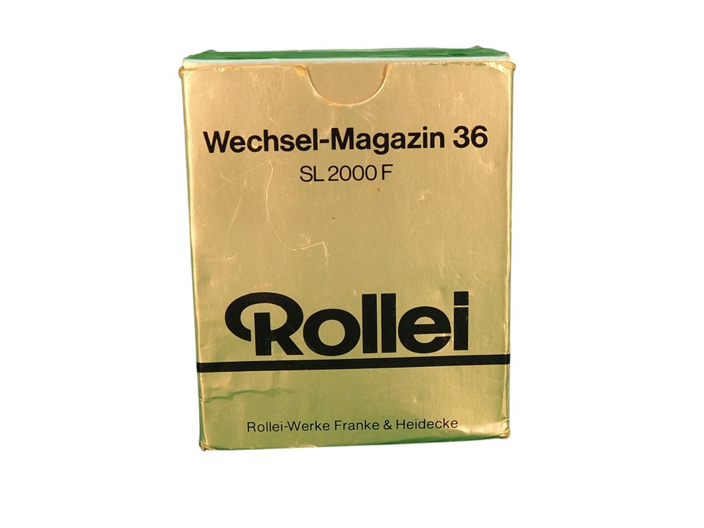 Lot 24: Rollei Wechsel Magazin 36 for SL2000 F Camera