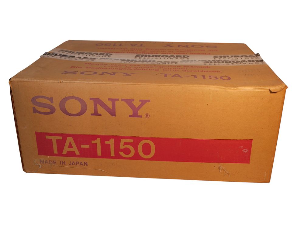 Lot 112: HI FI Sony TA 1150 Solid State Integrated Amplifier with Original Box