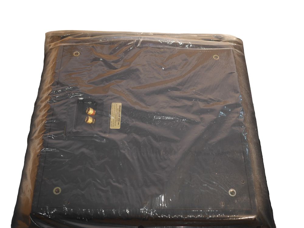 Lot 88: HI FI Magellan VIII su Passive Subwoofer Speaker
