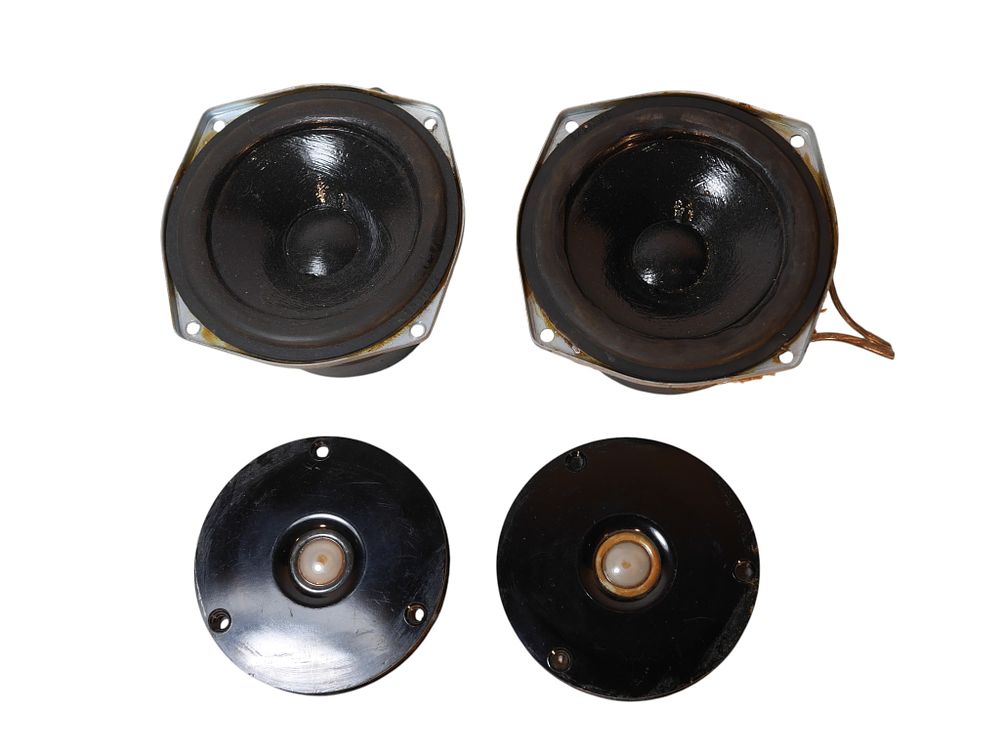 Lot 90: HI FI LS3 5A Specification Drivers and T27 Tweeters Full Matched Pair Set