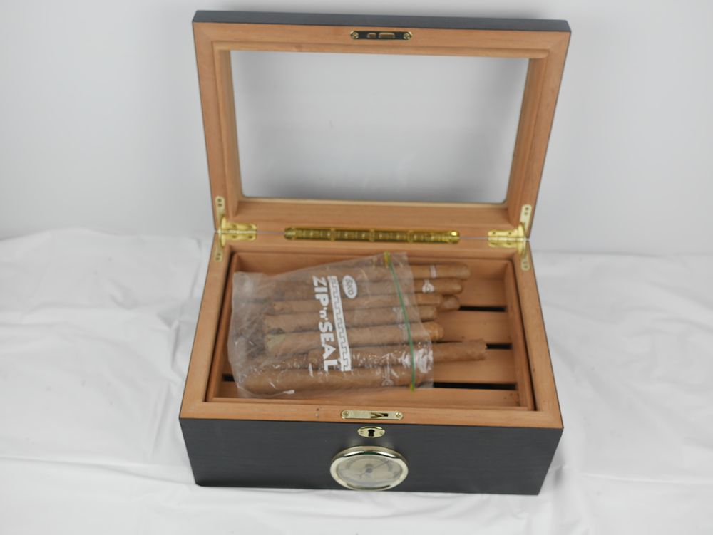 Lot 214: Black Gloss Humidor Glass Top Hygrometer Lockable with Cigars and Habanos Certificate