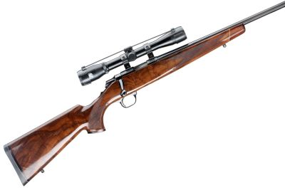 BROWNING
A .22LR A-BOLT BOLT ACTION RIFLE Ser No 24082NXG36;
High gloss wood throughout with 