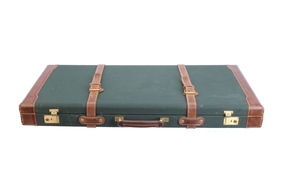 Lot 276: CANVAS DOUBLE CASE