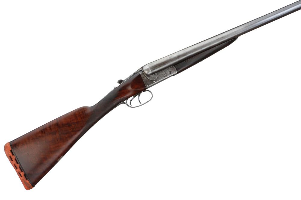 Lot 132: W FORD
A CHAMBERLESS 10 BORE BOXLOCK NON EJECTOR Ser No 12902