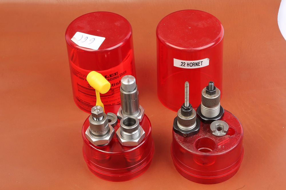 Lot 324: .303 & .22 Hornet Die sets