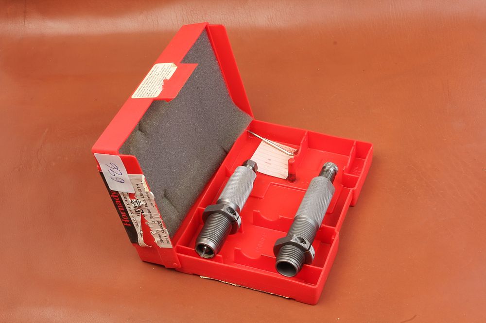 Lot 357: HORNADY 460 WEATHERBY MAG 2-Die Set