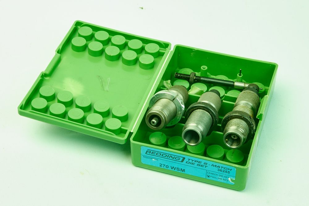 Lot 370: ASSORTED DIES 243, 7mm Rem, 270 WSM
