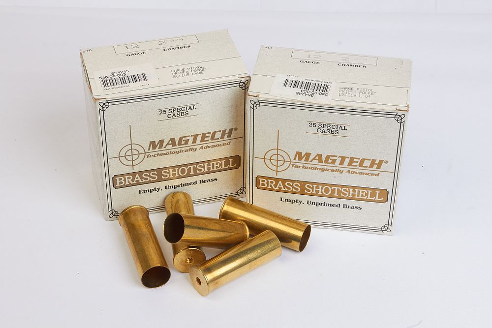 Lot 657: 2 x Magtech 12 Bore 2 3/4" empty...