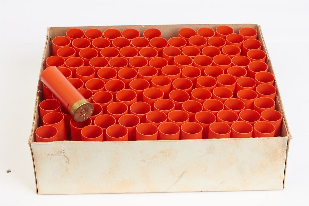 Lot 694: Eley primed cases - 12 Gauge 2.1/2" (65mm)...