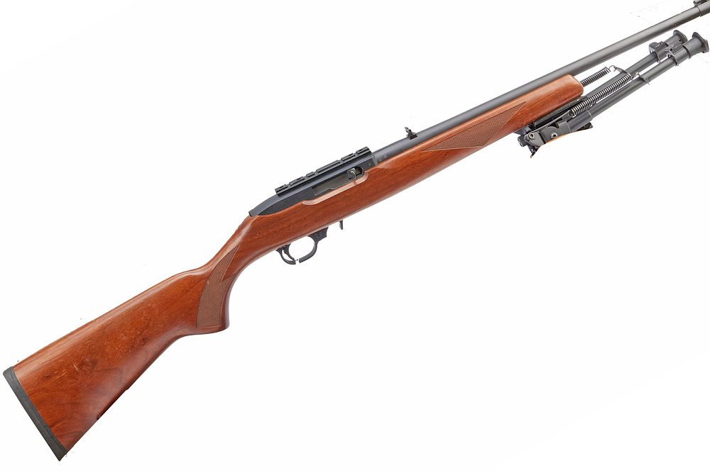 Lot 321: RUGER
A MOD 10/22 .22LR SELF-LOADING RIFLE SER NO 354-91677
