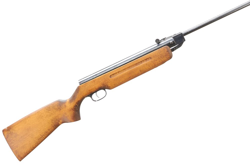 Lot 466: WEIHRAUCH 
A HW 35 .22 BREAK BARREL AIR RIFLE, NVSN