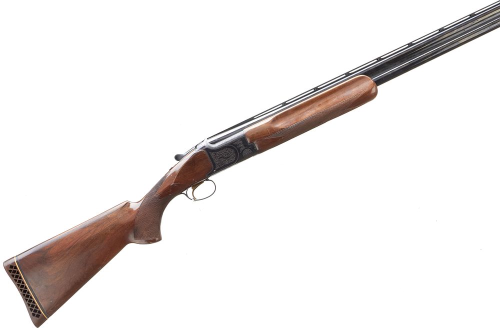 Lot 80: MIROKU
A 12-BORE OVER & UNDER EJECTOR SER NO 60769PM