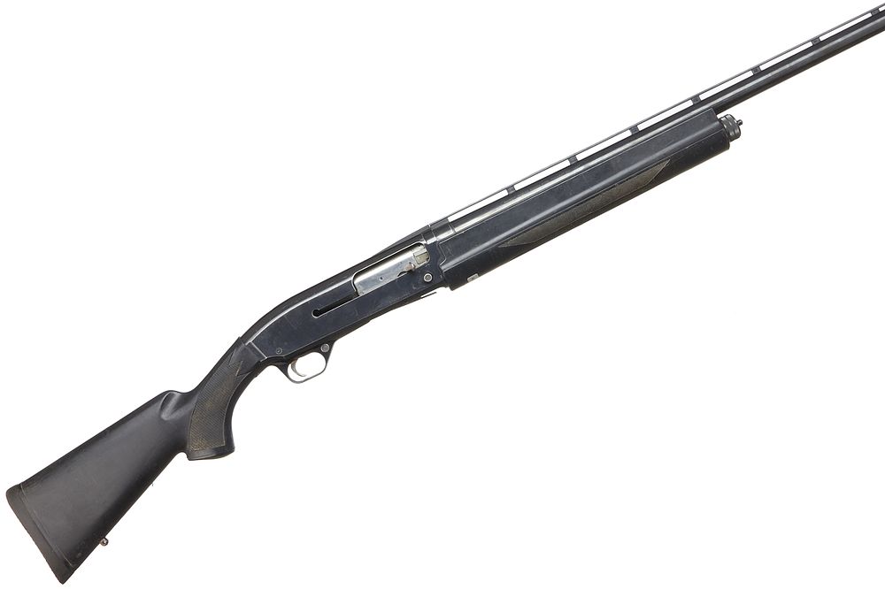 Lot 269: BROWNING
A 10 BORE BROWNING INVECTOR GOLD SELF LOADING. Ser No 01913NVR91.